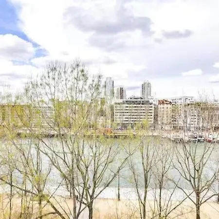 Comfort And Tranquility Near The Canal De L Ourcq Apartment